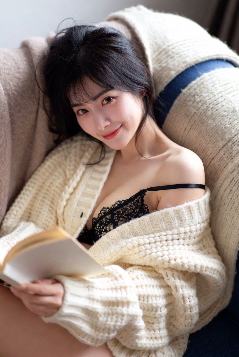 Cozy Knitwear and Lace Contrast Prompt - AI Generated Realistic Style Image Example
