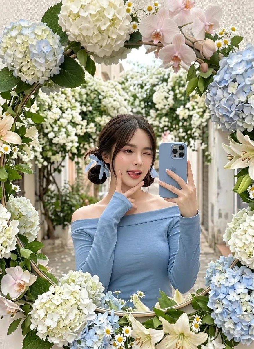 Preview image for Floral Mirror Selfie prompt