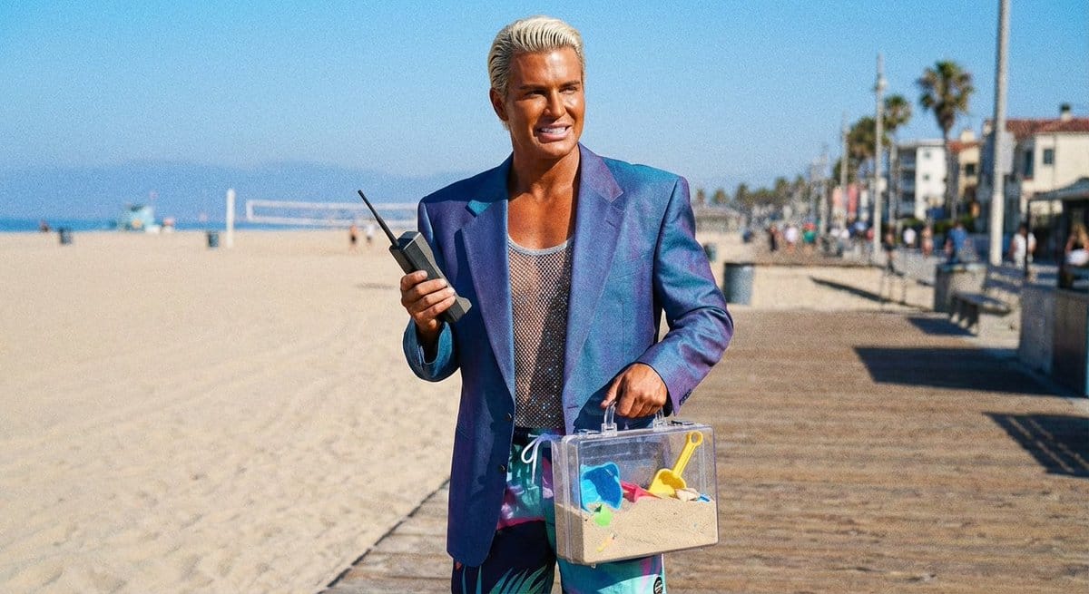Patrick Bateman Meets Sparkle Beach Ken Prompt - AI提示詞