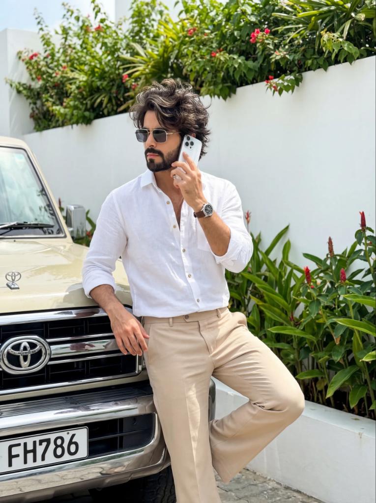 Preview image for Ultrarealistic Image of Stylish Boy Leaning on Land Cruiser prompt