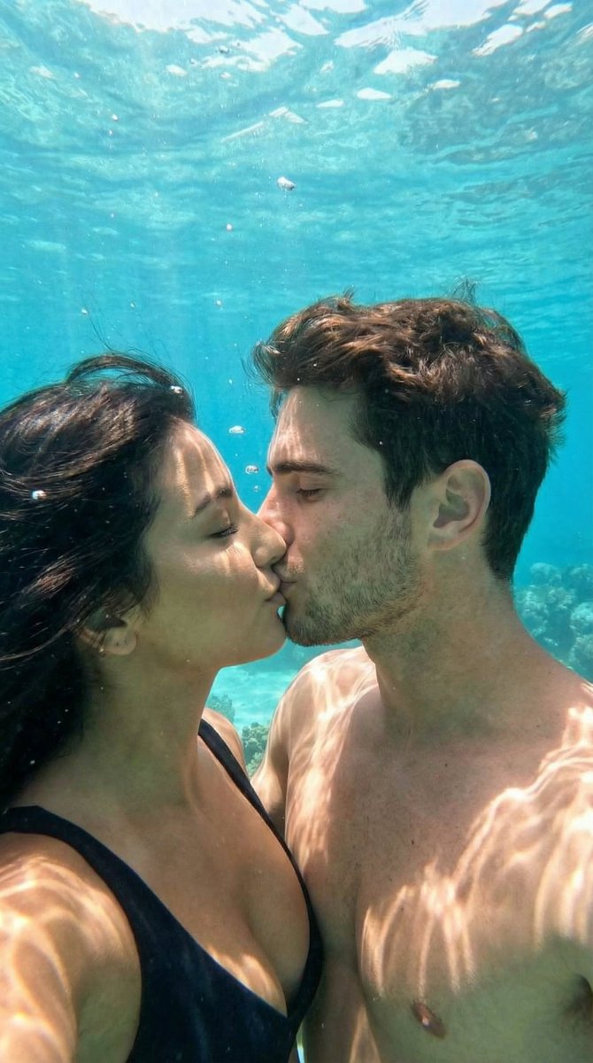Underwater Cinematic Couple Kiss with Identity Preservation - AI Art AI Generated Artwork