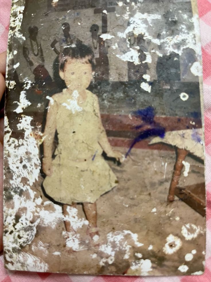 Preview image for Vintage Photo Restoration of East Asian Girl prompt